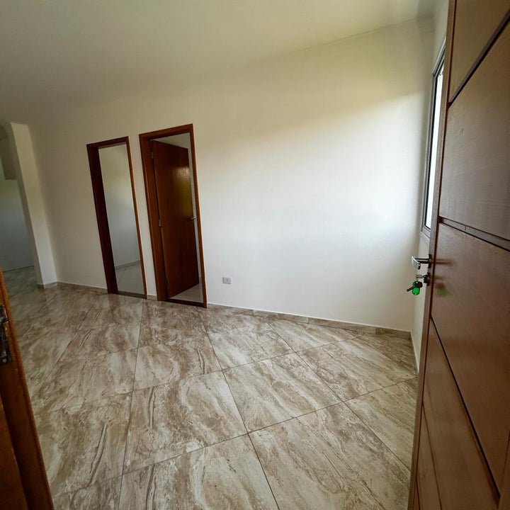 Aluga-se Apartamento na Rua Costa Barros