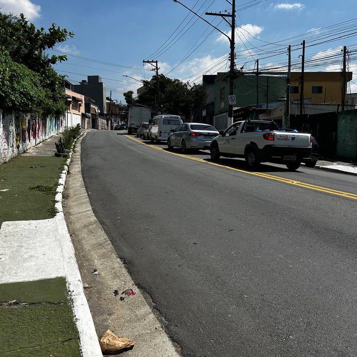 Aluga-se Apartamento na Rua Costa Barros